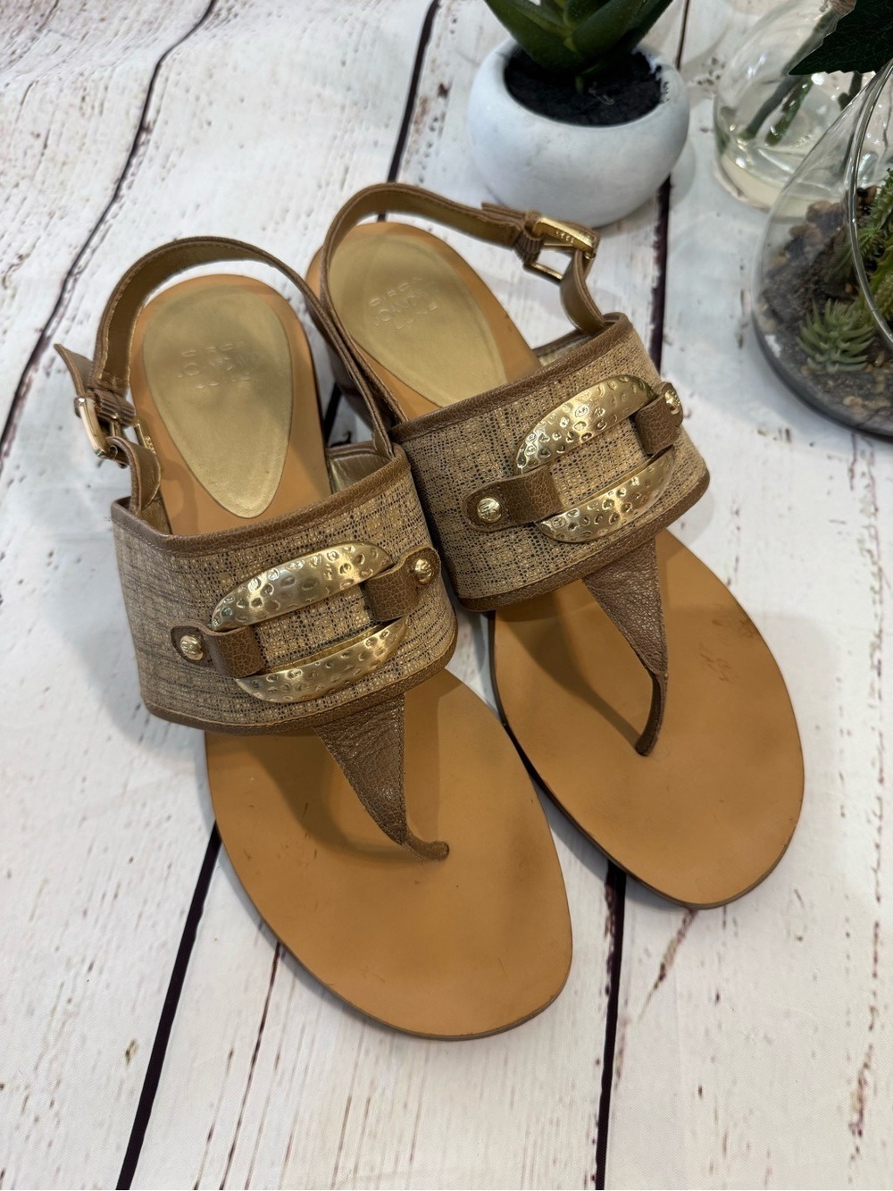 Circa Joan & David Tan Thong Sandals with Gold Accent Buckles 9.5M